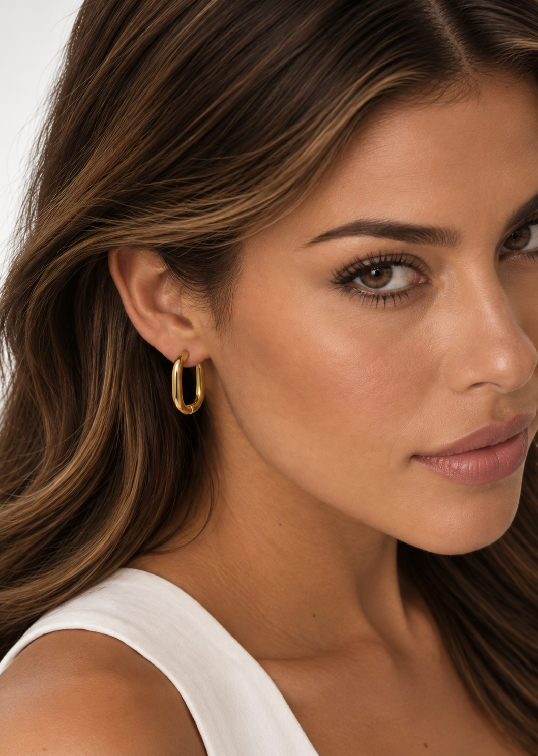 Oval Hoop Earrings | 18K Gold