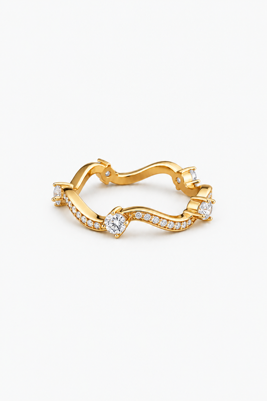 Wave Pavé Ring | 18K Gold